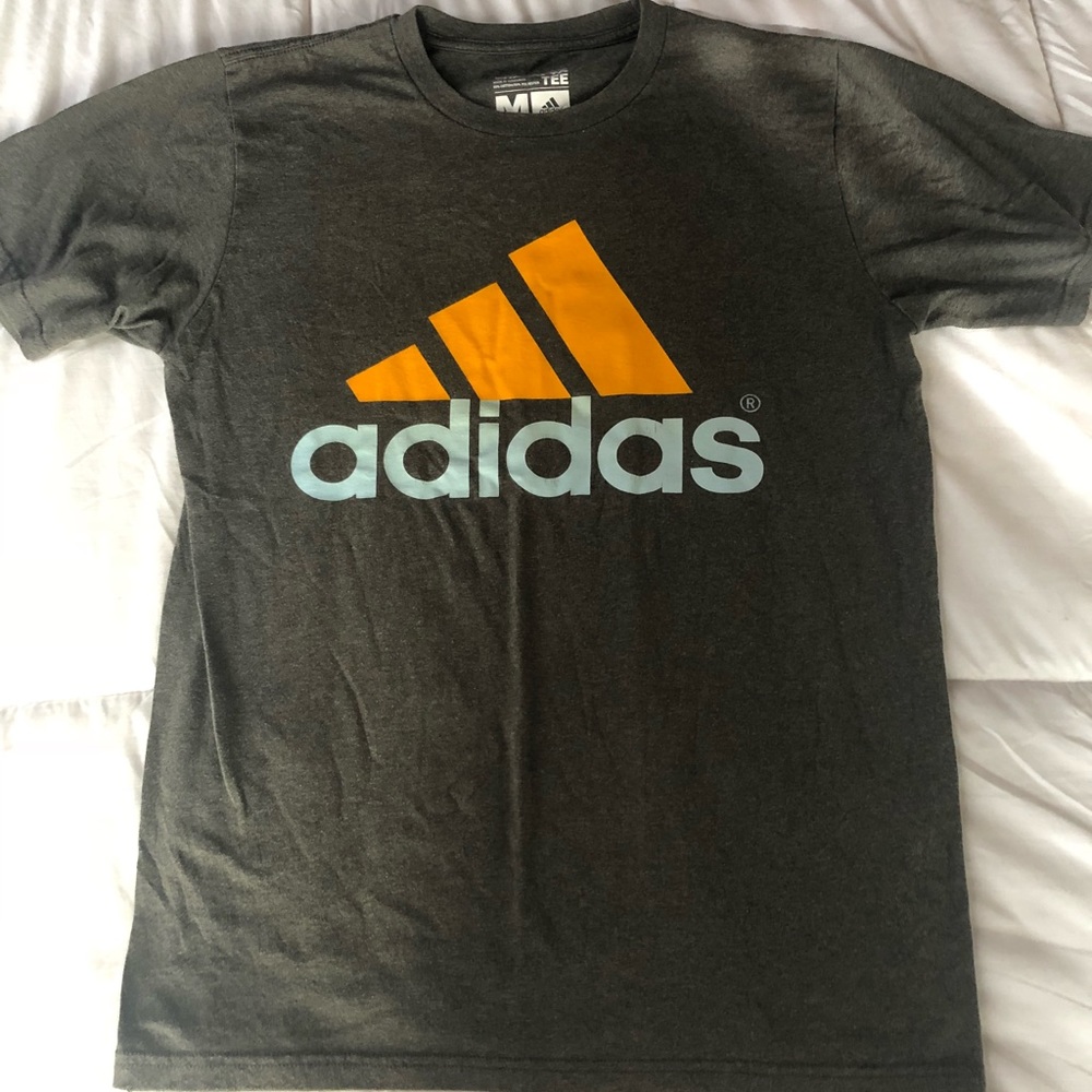 Adidas T-shirt